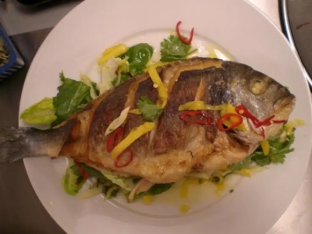 Морской лещ по-тайски