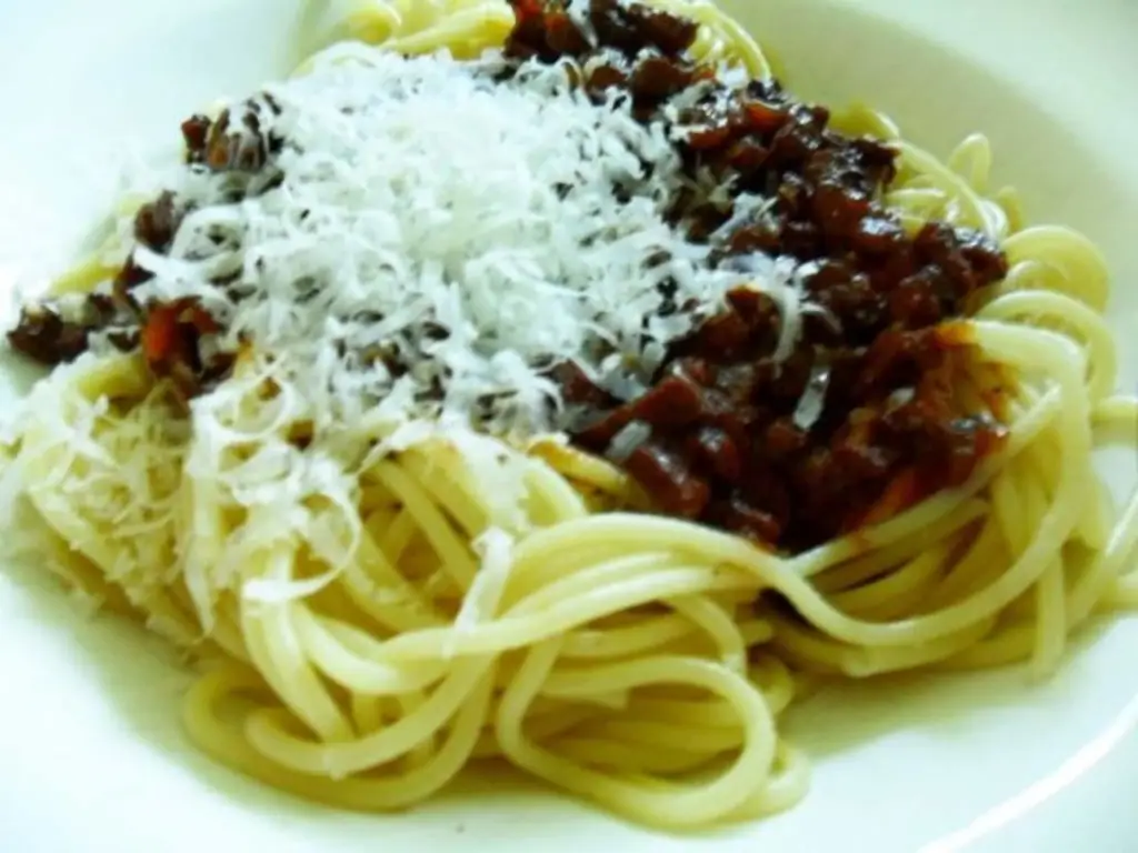 Мясной соус по-болонски