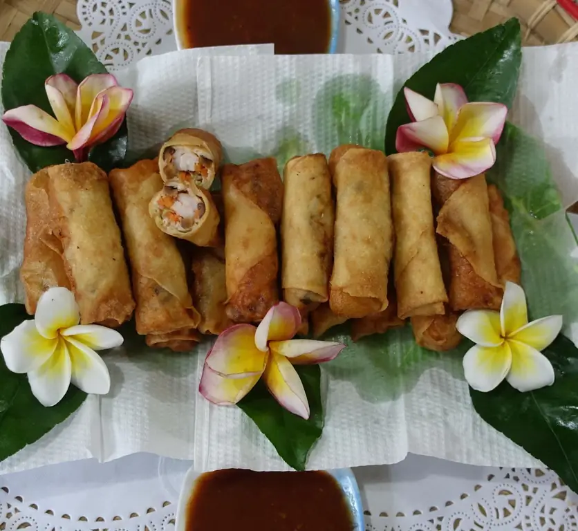 Тайские спринг-роллы с начинкой из креветок