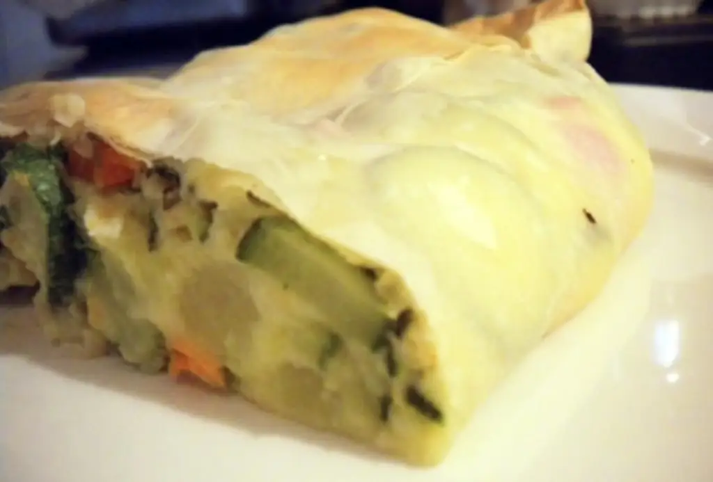 Пряная выпечка: овощной штрудель