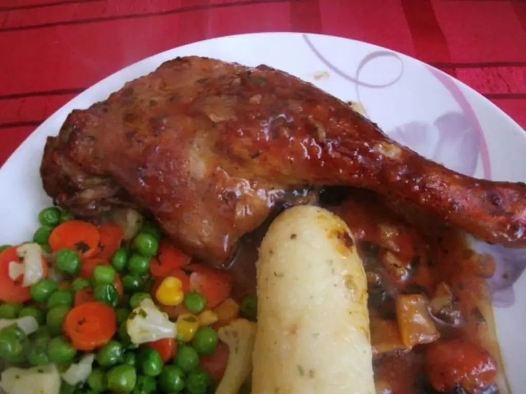 Утиные ножки, предварительно приготовленные в скороварке,,,,,, потому что в данный момент это должно быть немного быстрее, но все равно должно быть вкусно