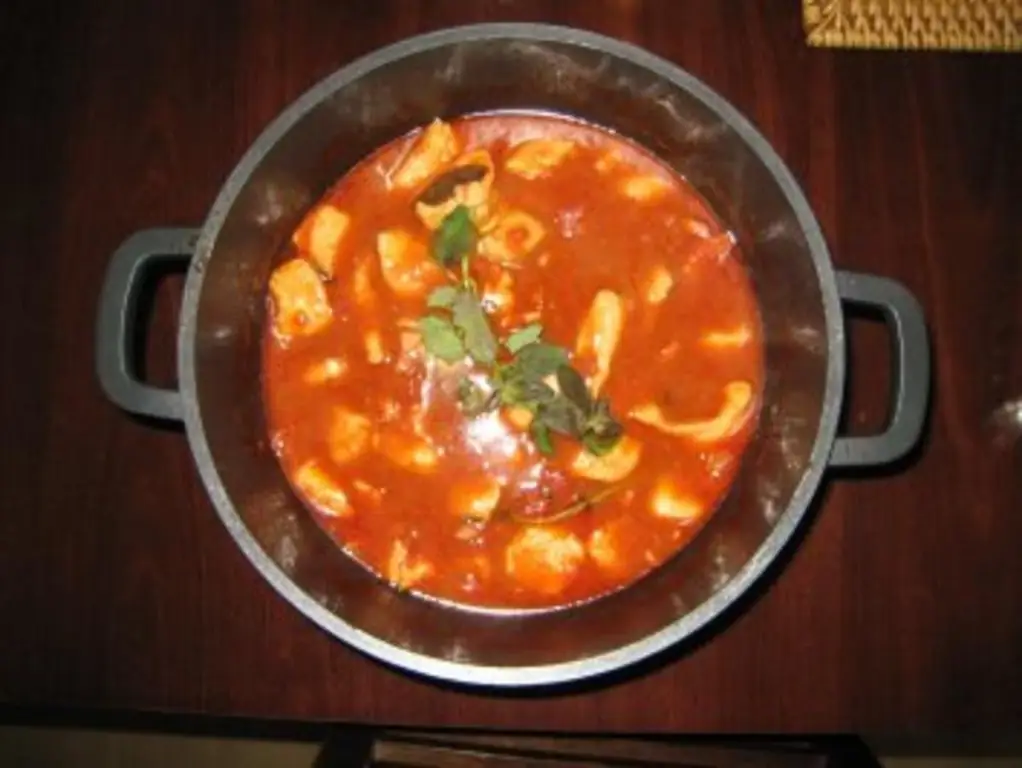 Куриное рагу с портвейном