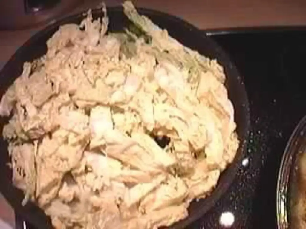 Савойская капуста в креме с куриной грудкой