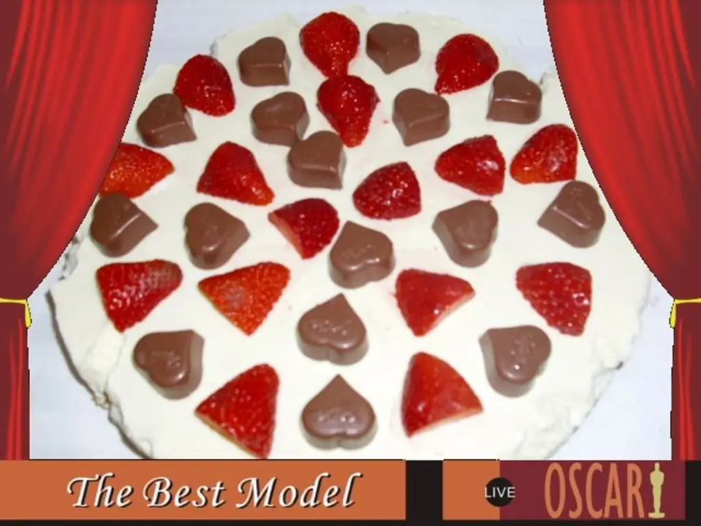 Торт ко Дню Матери В прошлом году он был у меня на День Матери! Было очень вкусно и очень понравилось! Фото идет