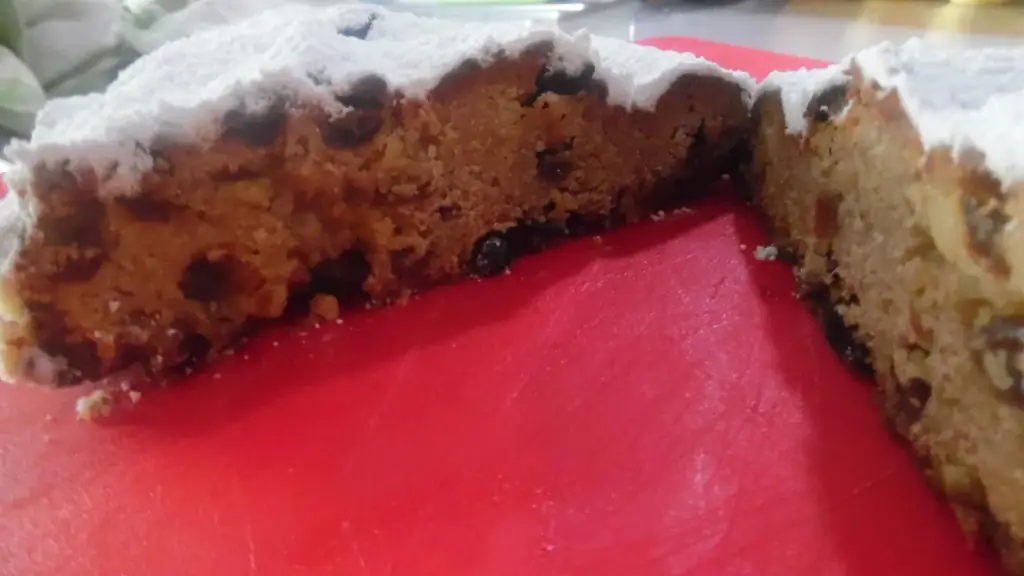 Дрезденский рождественский штоллен