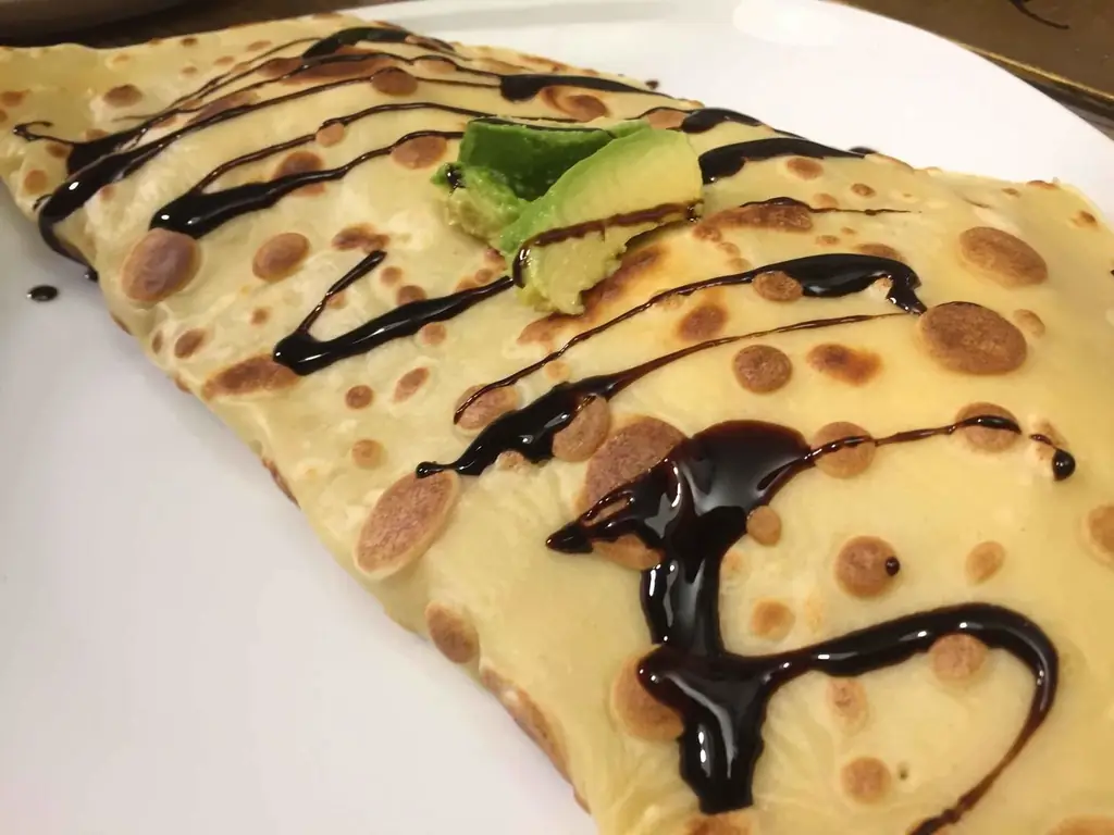 Стейк во сне в блинах