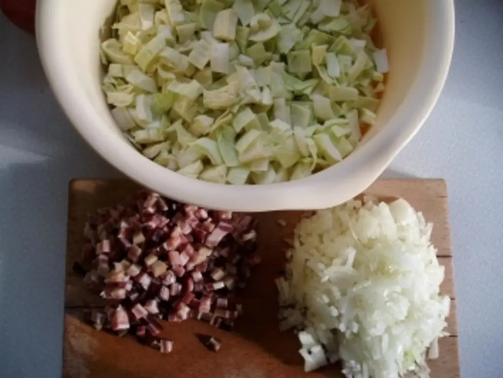 Классические вареники с беконом