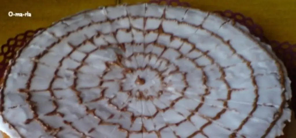 Торт Эстерхази немного сложный