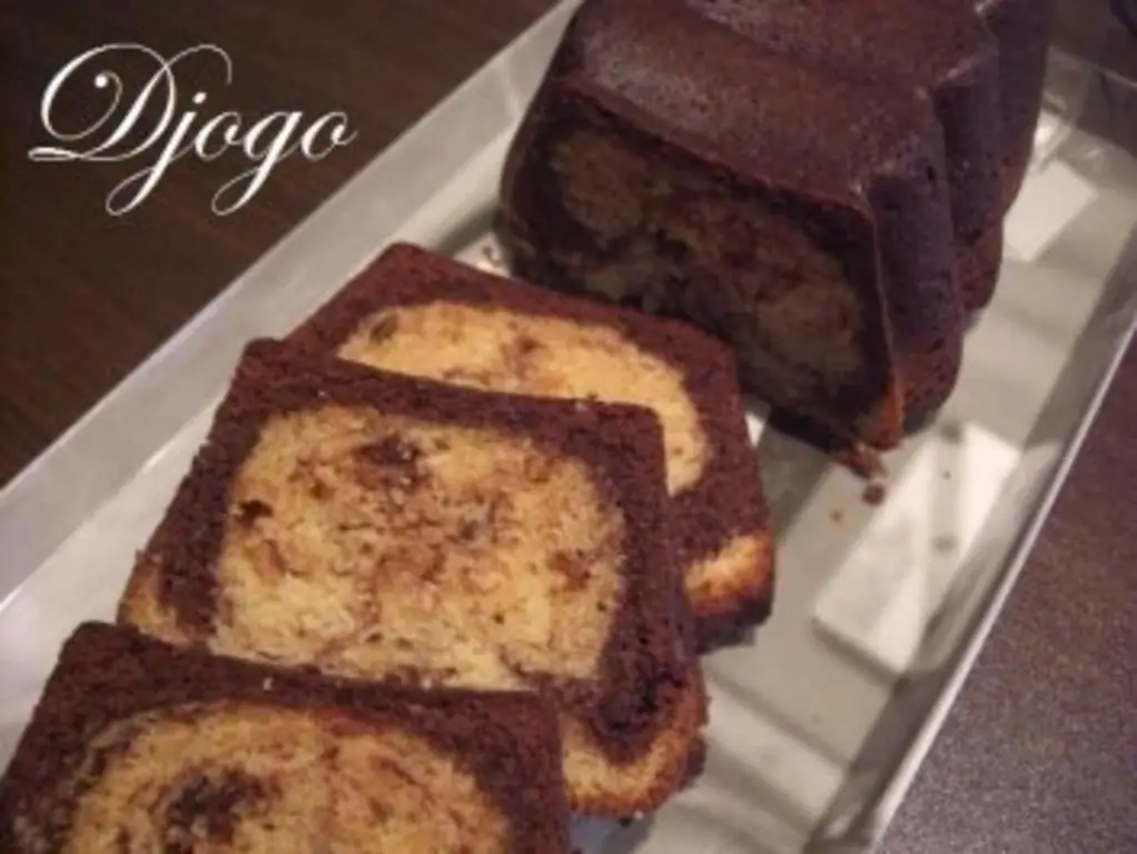 Лучше всего испечь 2 мраморных кекса и заморозить 1;)