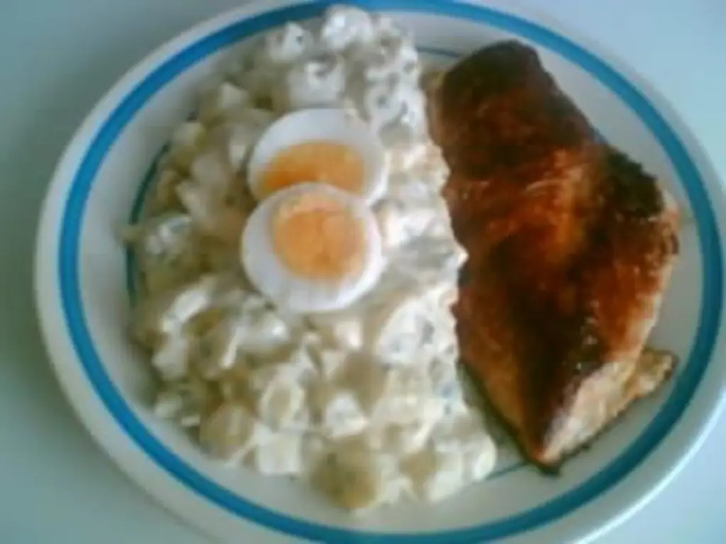 Картофельный салат с картофелем и сметаной