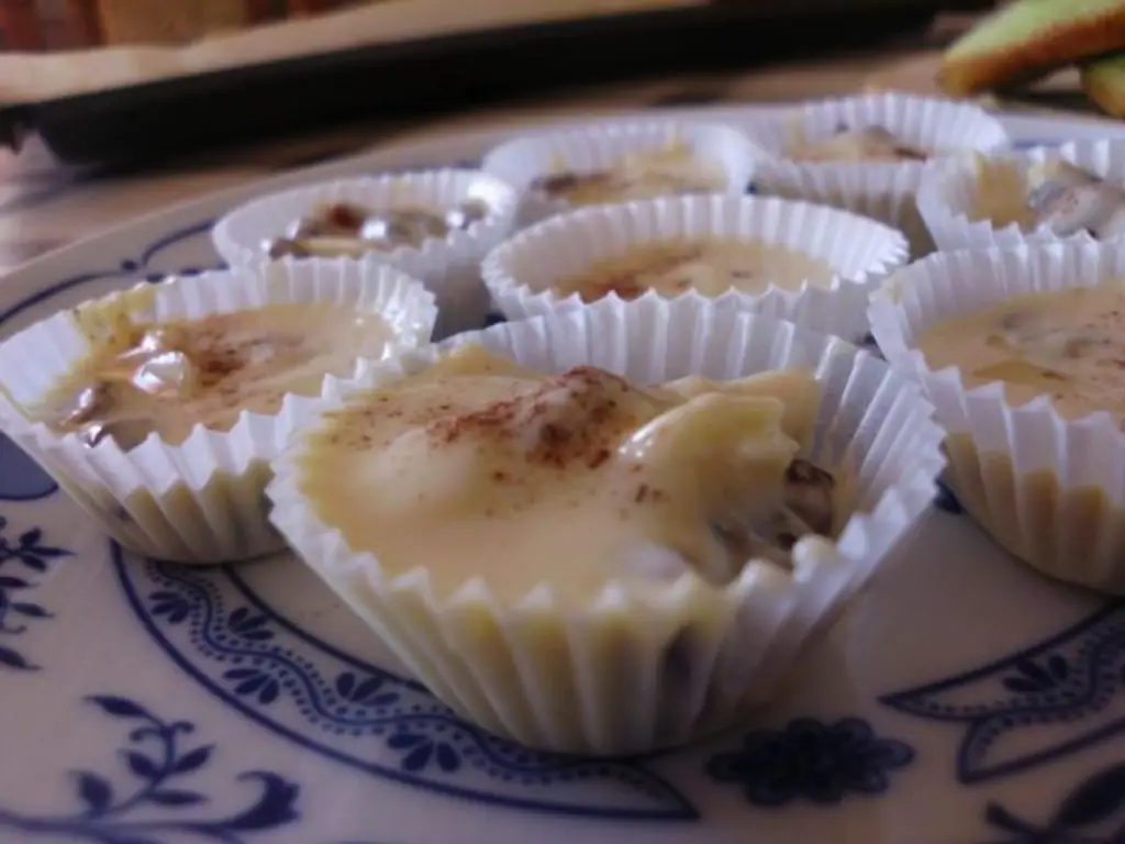 Шоколад с белым орехом