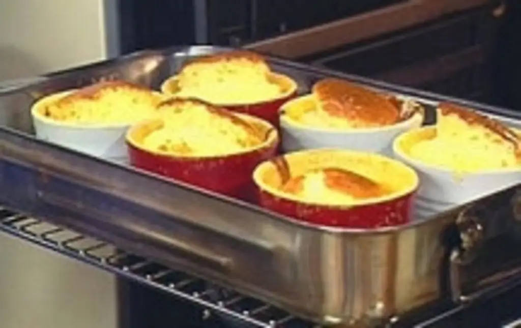 Суфле из пармезана с маслом и мукой (Вид 405)