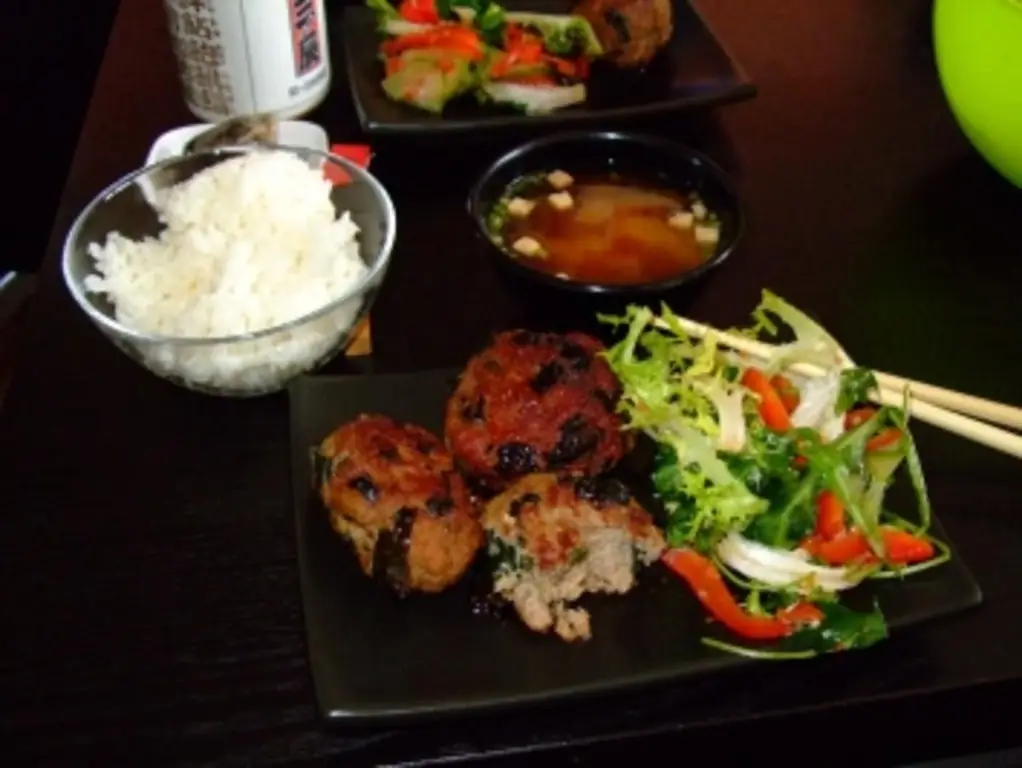 Фрикадельки в японском стиле (Hambagu no Teriyaki)