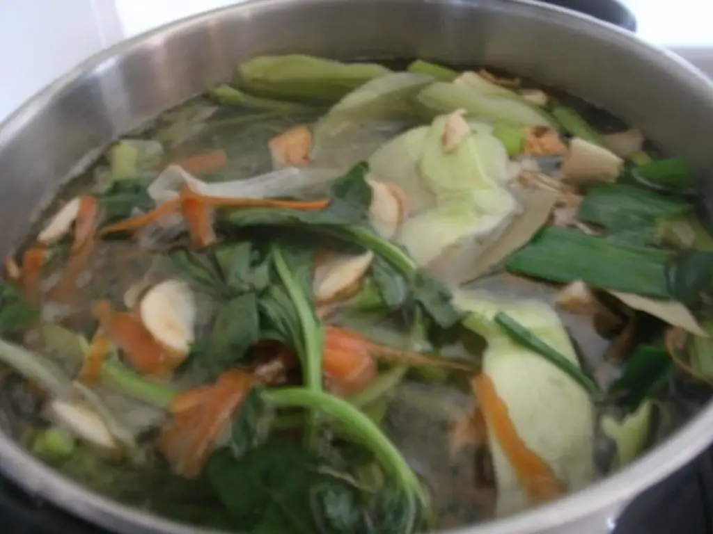 Сокращение овощного бульона