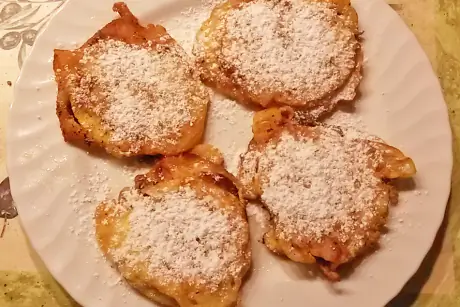 Дольки яблок, запеченные по-карибски