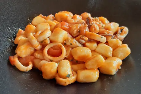 Ньокки с морепродуктами