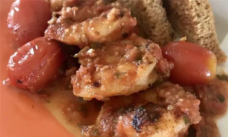 В доме будет пахнуть чесночными креветками с копченой паприкой в свежем томатном соусе