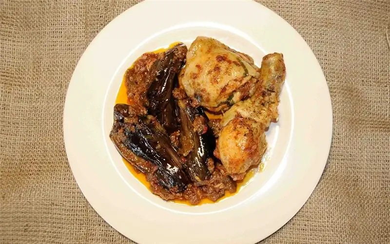 Курица с баклажанами, простой пончик