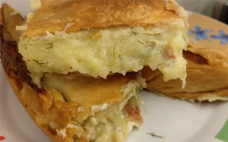 Хрустящий тертый картофельный пирог с йогуртовым листом