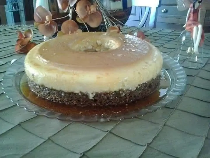 Must Make – Карамельный крем с пирогом из грецких орехов