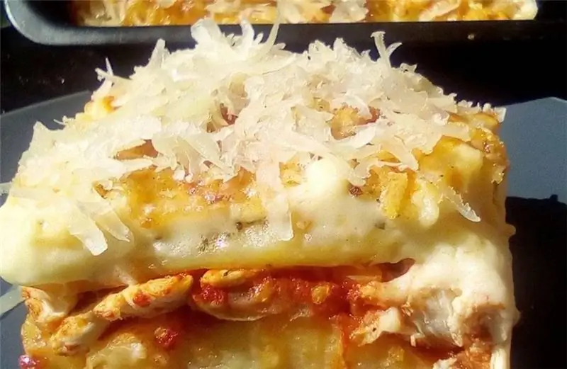 ОСОБЕННАЯ МУСАКА С КУРИЦЕЙ