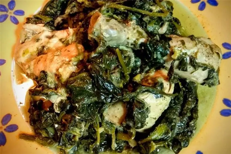 Вкуснейшее куриное фрикасе с яйцом и лимоном, листьями салата и шпинатом
