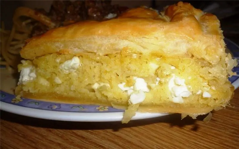 Сырный пирог с готовым слоеным тестом Мурлия