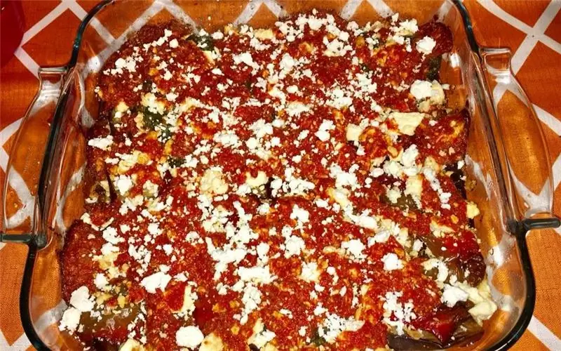 Баклажаны и перец в духовке с томатным соусом и козьим сыром! Его вкусность не там