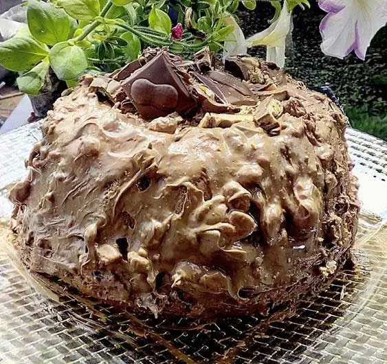 Специальный торт Ferrero CO-LA-SI
