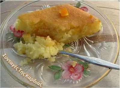 Особый апельсиновый пирог из манной крупы, пахнущий апельсином