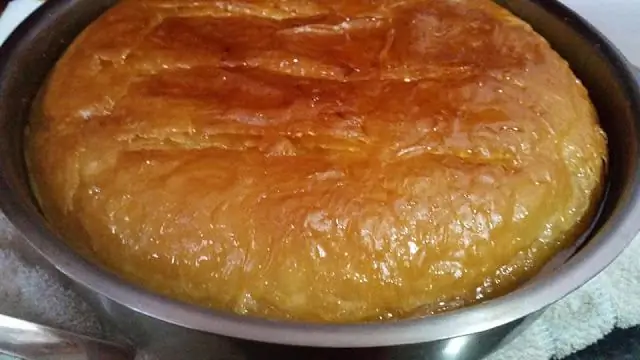 Неотразимый молочный пирог с идеальным сиропом и хрустящей фольгой