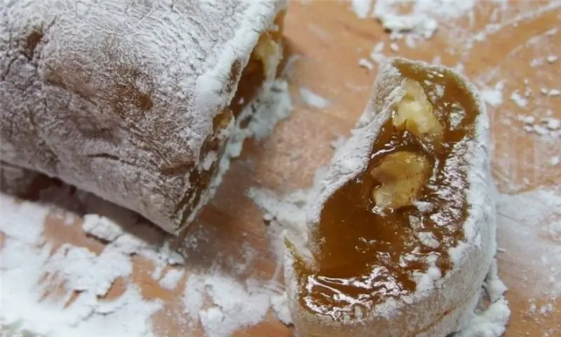 Пикантное лакомство из красной тыквы с хрустящими грецкими орехами