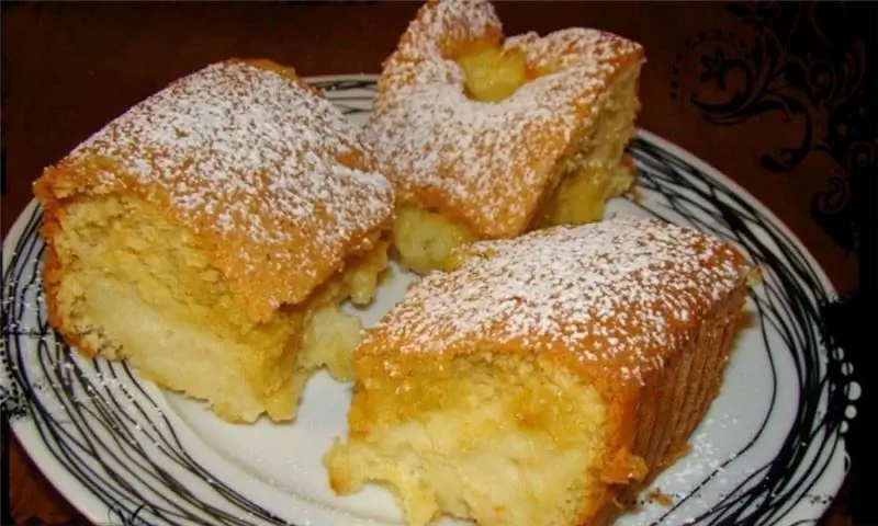 Удивительный пирог с начинкой и кремом