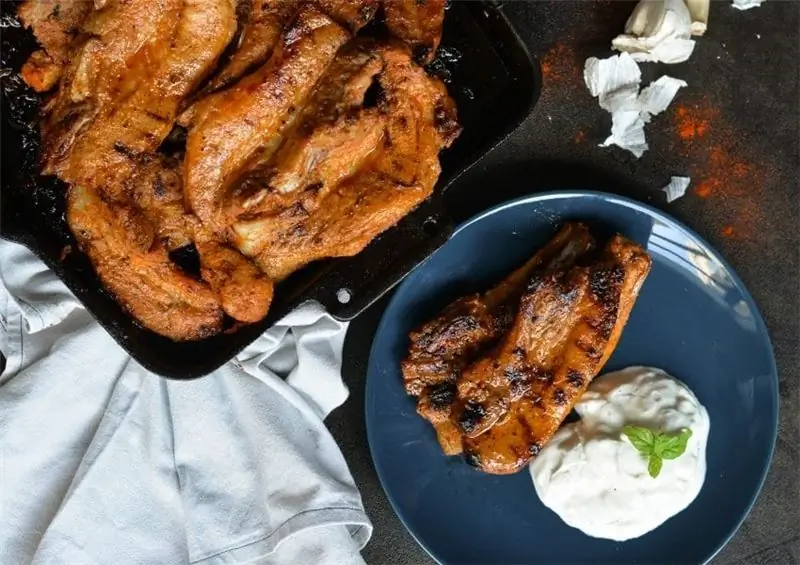 Вкусная идея для воскресного стола. Вкусная панчетта с йогуртом и мятой