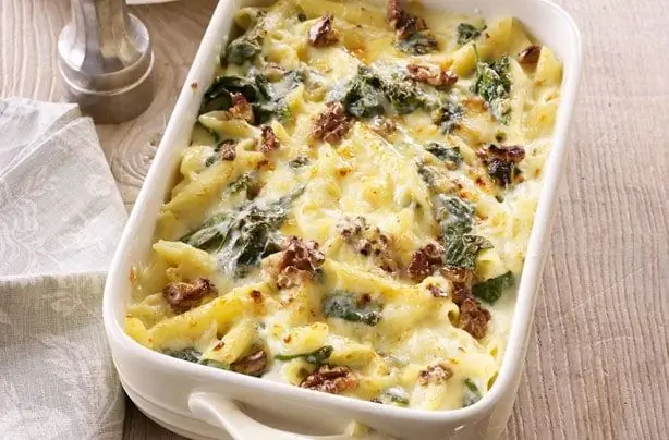 Простой и быстрый рецепт с макаронами пенне и шпинатом