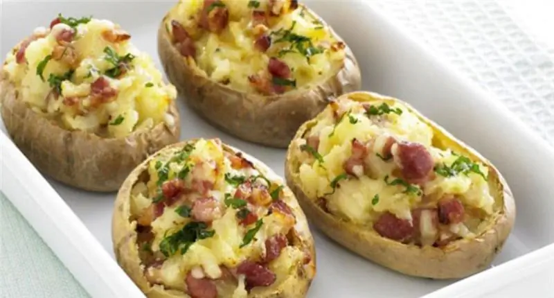 Вкуснейшая закуска, которая вас очарует! Картофель фаршированный с сыром и беконом