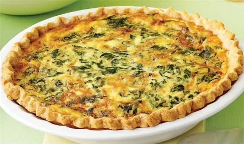 Вкусный и сытный пикантный летний пирог со шпинатом