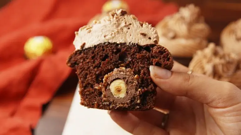 капкейки с Ferrero Rocher капкейки с Ferrero Rocher