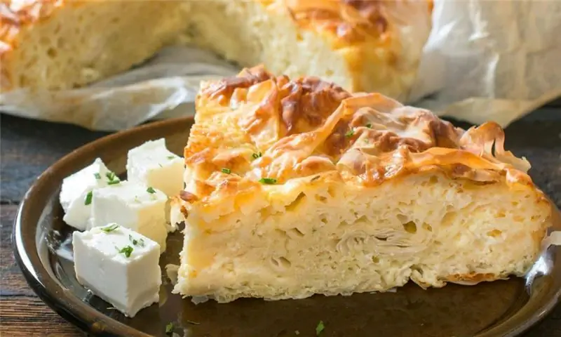 Соленый пирог пацавуро с йогуртом и сыром фета