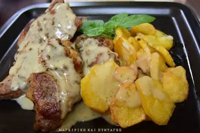 Стейки с чудесным, вкусным соусом