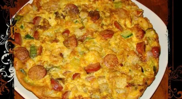 Запеченный омлет с грюйером и колбасой