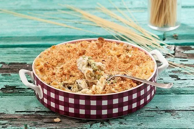 Запеченная карбонара с курицей