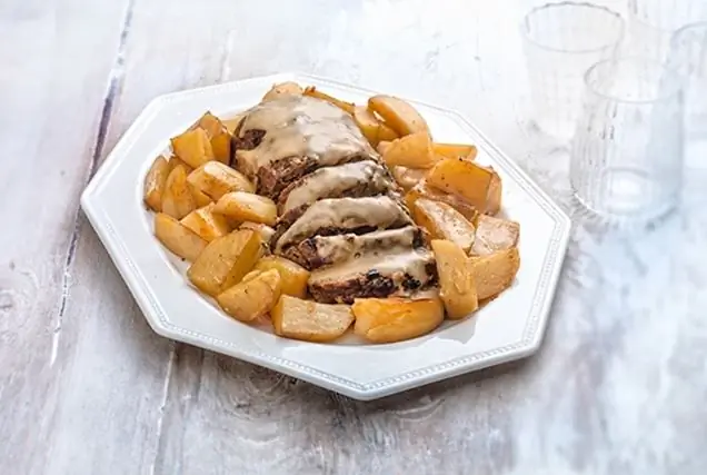 Рулет из фарша с яйцом и картофелем в меду (Meat Loaf)