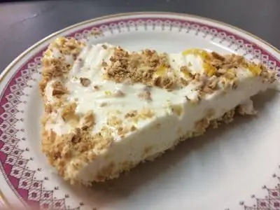 Холодильный десерт из йогурта с лимоном и имбирем