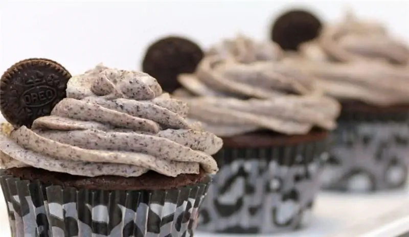 Кексы с начинкой Oreo и кремом для печенья. Сможете ли вы противостоять им?