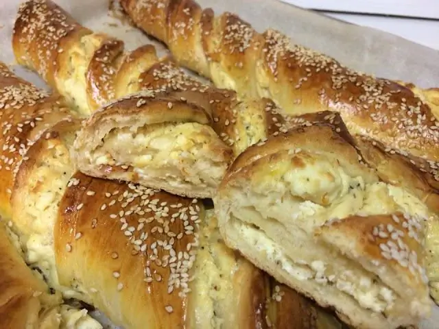 Рецепт вкусного сырного хлеба, который стоит попробовать, от Ваны Зуки