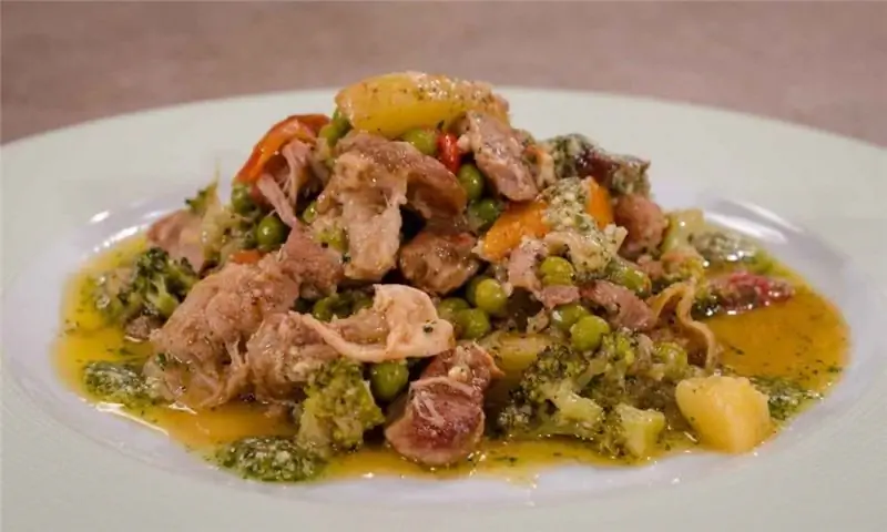ЗАКУСКИ БАРАНИНЫ С КАРТОФЕЛЕМ, ГОРОХОМ & МИНЕРАЛЬНЫЙ СОУС