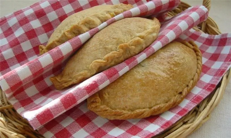 Кипрские тыквенные пироги, пирожки с красной тыквой
