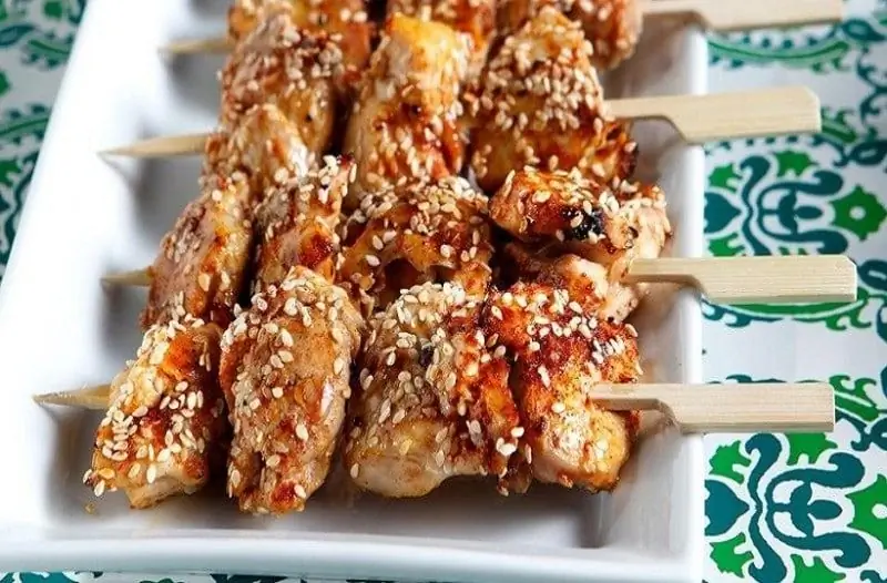 Самый вкусный рецепт, который вам обязательно понравится! – Куриные шашлычки с кунжутом