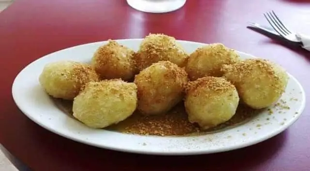 Рецепт самого вкусного традиционного лукумадес (цирихта) из трех ингредиентов: теста, яиц и дрожжей